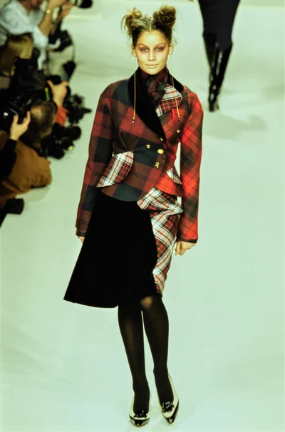 Look 18